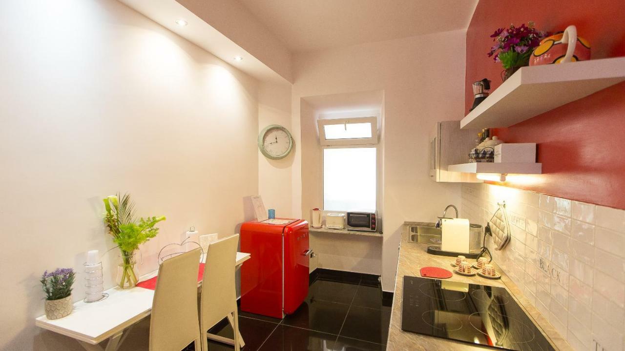 In Marco Aurelio Apartment Rome